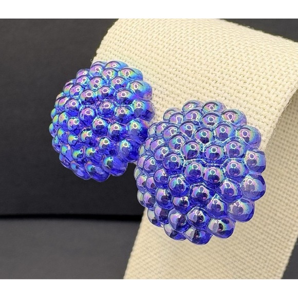 Vintage Avon Summer Berries Purple Blue Iridescent Acrylic Clip On Earrings 80s - Picture 3 of 5